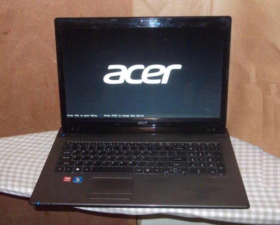 Acer Aspire 7560-Sb416 17.3&quot; 1.40GHz AMD A6-3400M Quad Core 6GB Ram  Read - $39.00