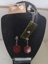3 Piece Resin and Bead Set, 2 x pairs Earrings , 1 x  Key Chain (80) - $12.99