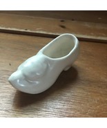 Vintage Small Cream Glazed Pottery Woman’s Dress Shoe Pump Figurine – 1 ... - £8.91 GBP