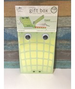 Hallmark Kids Crocodile Gift Box Green Google Eyes Fun 3D Cute Birthday - £3.92 GBP