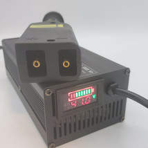 36 VOLT D PLUG GOLF CART CHARGER WITH DUAL DISPLAY - $1,830.13 MXN
