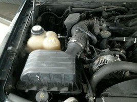 Air Cleaner 4 Door Excluding Sport Trac 4.0L Fits 04-05 EXPLORER 104858143 - $76.81