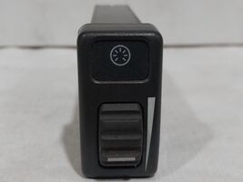 1998 to 2004 Volvo C70 S70 V70 Gauge Dimmer Switch Rheostat 6849861 Gray ** - $9.95