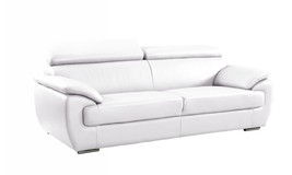86" White Leather Sofa With Silver Legs - $31,936.04 MXN