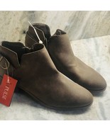 Ship N 24 Hours. New-Impulse Mens/Womens Brie Brown Ankle Boots. Size 10M. - $81.48 CAD