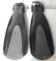 SEA QUEST THRUSTER Black DIVING FINS FLIPPERS SIZE M/ML MADE IN ITALY - $49.45