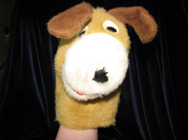 VINTAGE ANIMAL FAIR DOG BROWN TAN STUFFED PLUSH HAND PUPPET 8&quot; - £30.53 GBP