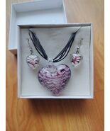 Murano Blown Glass Heart Necklace &amp; Earrings Set, Purple &amp; White Swirls ... - $536.63 MXN