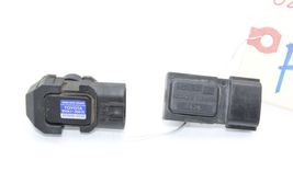 00-05 TOYOTA CELICA GT MAP Sensor F2279 image 2