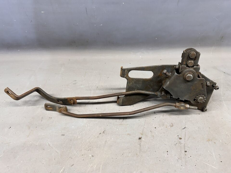Vintage Hurst 1966-1976 Saginaw 3 Speed Shifter GTO Camaro Impala Firebi... - $303.15