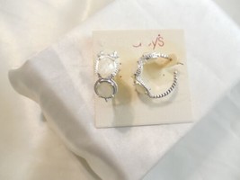 Department Store 2-1/4&quot; Silver Tone Jeweled Opaque Stone Hoop Post Earrings C741 - £6.77 GBP