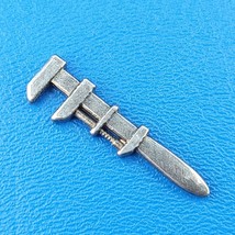 Clue Vintage Bookshelf Weapon Wrench Token Replacement Game Piece C-190A - £7.38 GBP