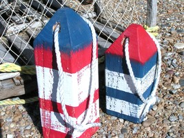 Maine Lobster buoys, Nautical Decor, Wooden Decorative Buoys, Fishing Buoys - £33.02 GBP