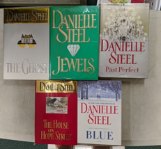 Danielle Steel Lot Blue The Ghost Jewels Past Perfect House on Hope Street x5 - £19.46 GBP