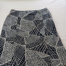 Harve Benard RN#120727 Women's Black & White Zipper Pull-On Skirt Size 12 image 8