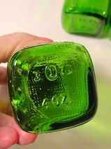 4 Duraglas Green 4 Oz Glass Spice Jars 1950's Owens Illinois Black Plastic Lids image 5
