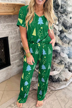 Green Christmas Tree Print V Neck Tee and Pants Lounge Set - $578.33 MXN