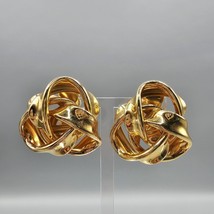 Love Knot Earrings Clip On Gold Tone Large Modernist Ribbon Stud Celtic ... - $386.56 MXN