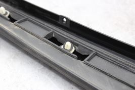 06-08 MINI COOPER S CONVERTIBLE C-Pillar Trim F090 image 10