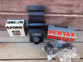 VTG Film Camera Accessories Vivitar Zoom Thyristor 285 Pentax Winder ME ... - $19.75
