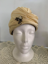 Vintage ivory Hat with Crystal &amp; Leaf Embellishment sz Med - $15.21
