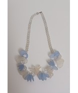 VINTAGE 1980&#39;s BLUE &amp; CLEAR FROSTED BEAD NECKLACE 21&quot; - $420.86 MXN