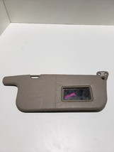 Passenger Right Sun Visor Fits 00-02 COROLLA 390603 - $462.43 MXN