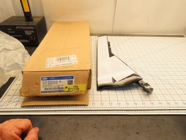 Ford M1PZ-78255A34-AE Molding Rear Door Applique Trim Panel Right RH - $89.98