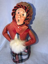 Byers&#39; Choice Caroler Lady With Plaid Skirt &amp; Muff - £27.96 GBP