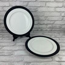 Bristol Fine China Japan Merilyn Set of 2 Dinner Plates White and Black - $24.49
