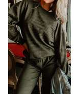 Vineyard Green Solid Color Quilted Textured Pullover and Joggers Set - €29,07 EUR