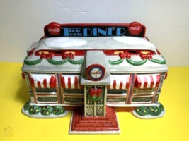 Coca Cola Town Square Collection Tik Tok Diner - $22.77