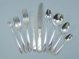 Place Setting Pieces Queen Bess 1946 Silverplate Tudor Plate Oneida YOUR... - £6.31 GBP+