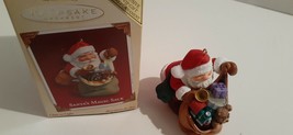 Santa&#39;s Magic Sack Hallmark Keepsake Ornament 2005 Used With Box - £4.74 GBP