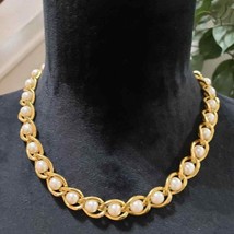 Womens Beautiful Gold Tone Chain Link White Faux Pearl Necklace - £22.51 GBP