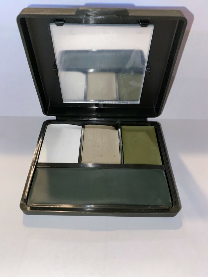 US MILITARY ALL-PURPOSE CAMOUFLAGE FACE PAINT 4 COLOR COMPACT INCLUDING ... - $13.15