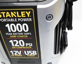 Stanley J5C09 12-Volt Rechargeable Jump Starter ISSUE image 4