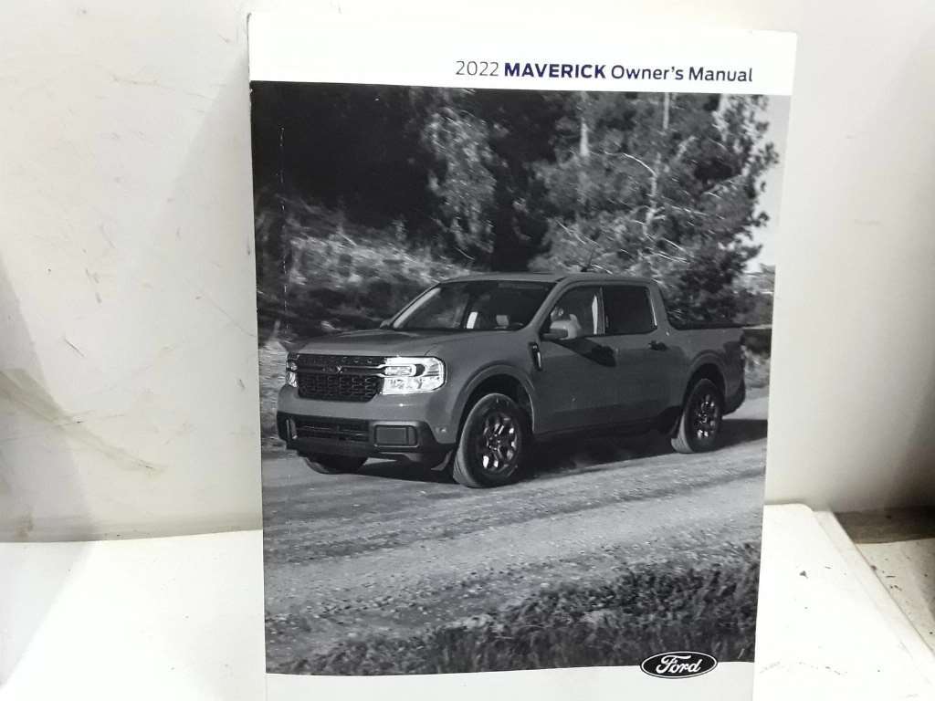 2022 Ford Maverick Owner&#39;s Manual Original - $124.73