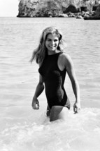 Candice Bergen in Swimsuit in Surf 18x24 Poster - £19.11 GBP