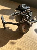 VINTAGE OLYMPIAN  NO. 265 A SPINNING REEL - $252.91 MXN