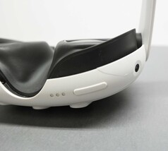 Meta Quest 3 512GB VR Headset Only - READ image 6