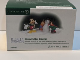 Dept 56 Disney Showcase Mickey Builds A Snowman 56.56849 North Pole Seri... - $301.06 MXN
