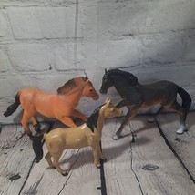 Lot/3 Horse 1395 Plastic Animal Toy Figure 5.5&quot; Tall &amp; Hard Plastic Unma... - $6.89