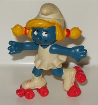 1981 Peyo Schleich Rollerskate Smurfette #20126 PVC figure smurf SMURFS Vintage - £18.93 GBP