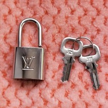 #315 Authentic Louis Vuitton Lv Lock &amp; Key Set Padlock Silver - £235.51 GBP