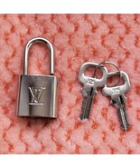 #315 AUTHENTIC  LOUIS VUITTON LV Lock & Key set Padlock Silver - $299.00