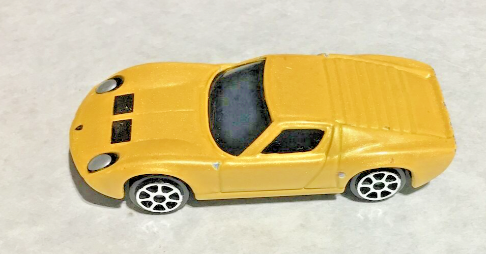 Primary image for Maisto Yellow 1966 Lamborghini Miura 1/64 Diecast