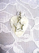 PEARLY WHITE GUITAR PICK w SILVER ALLOY STAR CHARM PENDANT ADJ NECKLACE - €4,27 EUR