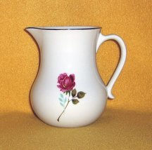 Calico Corner Collection Red Rose Creamer Small Pitcher R9005 - £5.53 GBP