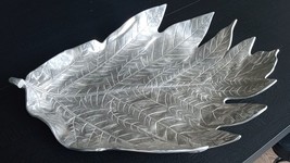 Pottery Barn Pewter Oak Leaf Textured 16&quot; by 20” BARONA - £15.22 GBP